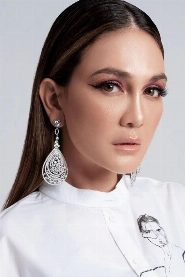 Luna Maya