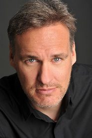 Jon Donahue biography, age and filmography
