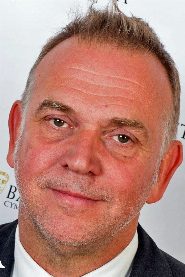 Marc Evans biography, age and filmography