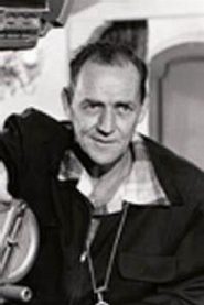 Russell Harlan biography, age and filmography