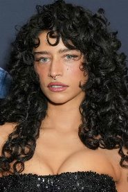 Odessa A'zion biography, age and filmography