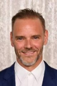 Joe Absolom biography, age and filmography