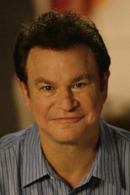 Robert Wuhl biography, age and filmography