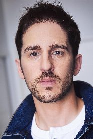 Eric Lloyd biography, age and filmography