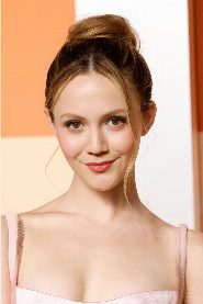 Iris Apatow biography, age and filmography