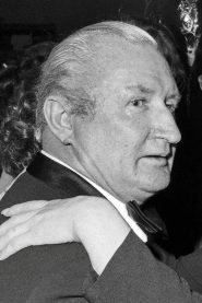 Luggi Waldleitner biography, age and filmography