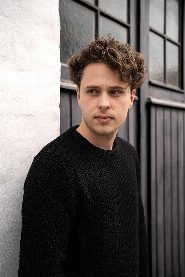 Tobias Schäfer biography, age and filmography