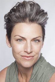 Sarah Lieving biography, age and filmography