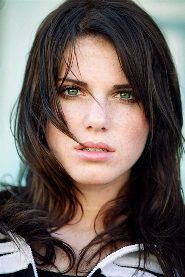 Caitlyn Folley biography, age and filmography