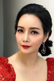 Mai Thu Huyền biography, age and filmography