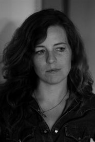 Lee Anne Schmitt biography, age and filmography