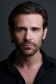 Matt Ryan biography, age and filmography
