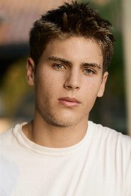 Crew Morrow biography, age and filmography