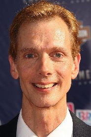 Doug Jones biography, age and filmography