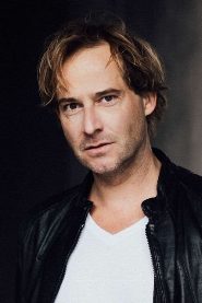 Niels-Bruno Schmidt biography, age and filmography