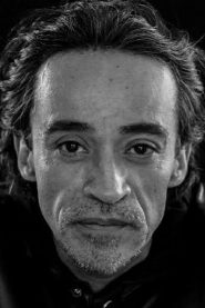 Roberto Sosa biography, age and filmography