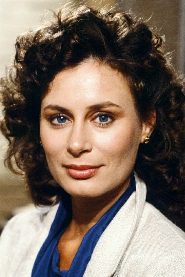 Mimi Kuzyk biography, age and filmography