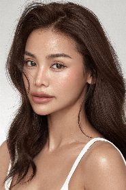 Engfa Waraha biography, age and filmography