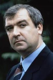 Gary Whelan biography, age and filmography