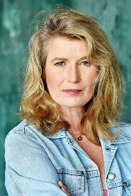 Nina Franoszek biography, age and filmography