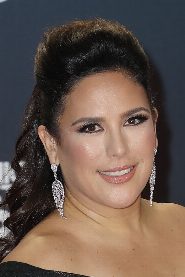 Angélica Vale