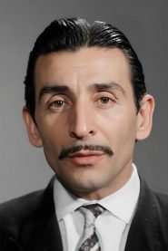 Yaşar Şener biography, age and filmography