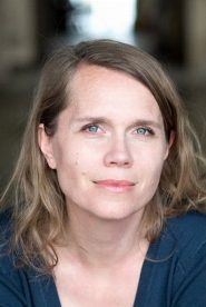 Ewunia Adamusinska biography, age and filmography