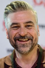 Troy Quane biography, age and filmography