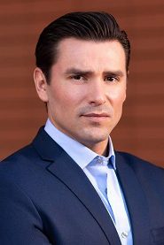 Lawrence Gilligan biography, age and filmography