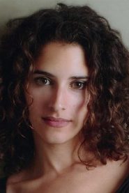 Jessica Kate Meyer biography, age and filmography