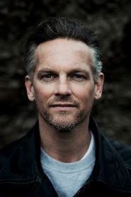 Barry Atsma
