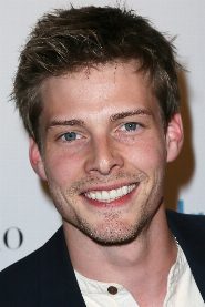 Hunter Parrish biography, age and filmography
