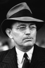 Damon Runyon biography, age and filmography