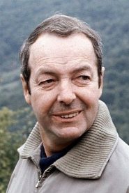 Guy Hamilton biography, age and filmography