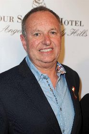 Chris Munro biography, age and filmography