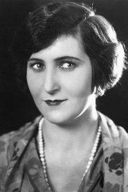 Marie Grossová biography, age and filmography