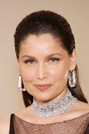 Laetitia Casta biography, age and filmography