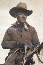Kansas Moehring biography, age and filmography