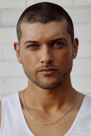 Alex Arco biography, age and filmography
