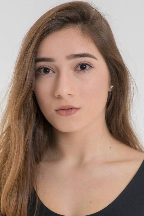 Maju Souza portrait
