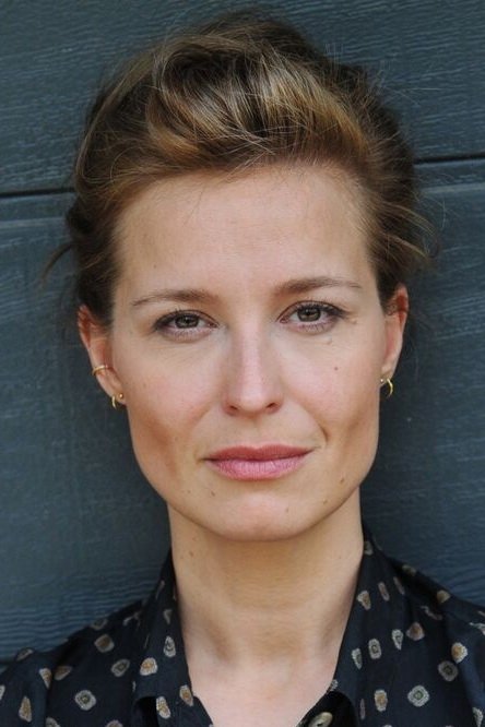 Pina Kühr portrait