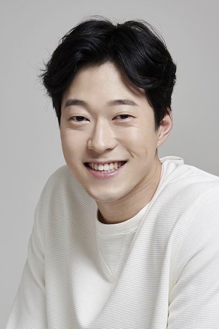 Lee Si-hoon portrait