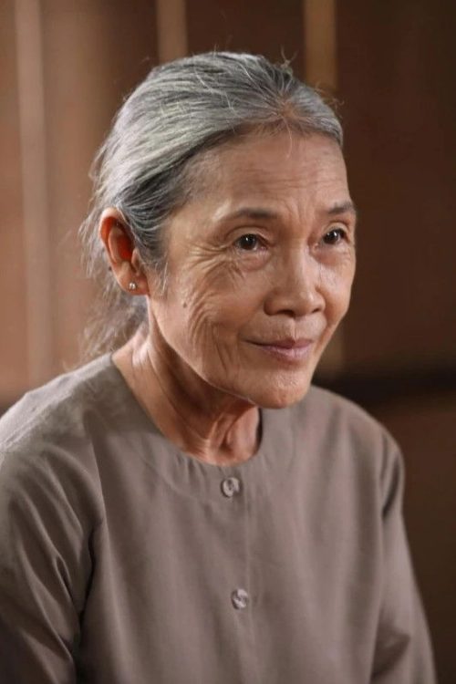 Thanh Hiền portrait
