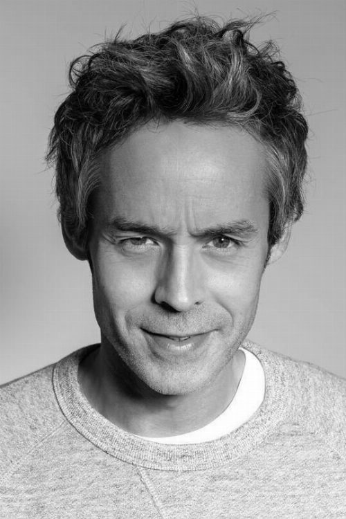Yann Barthès portrait