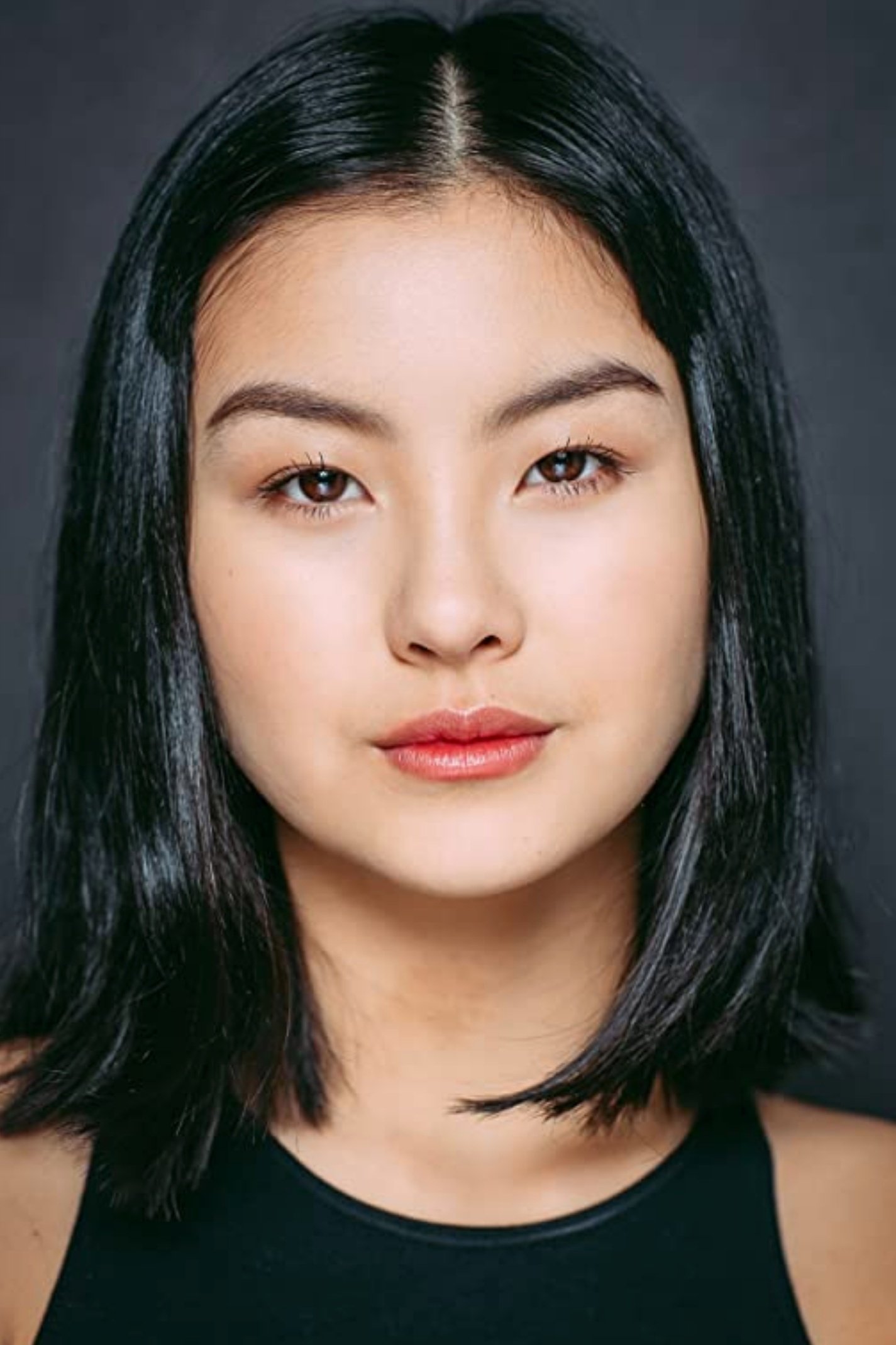 Esther Ming Li Biography