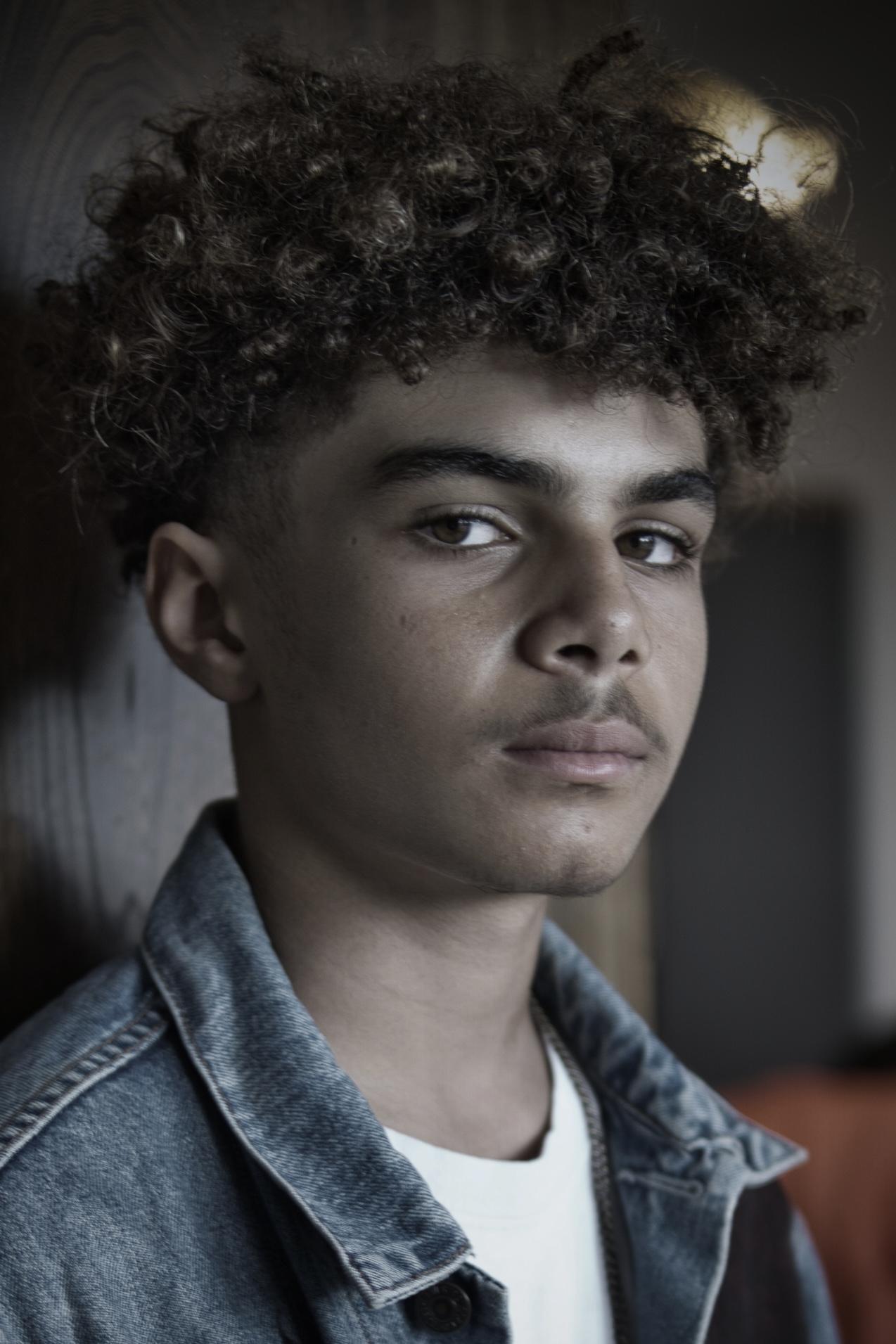 Ethann Isidore biography, age and filmography