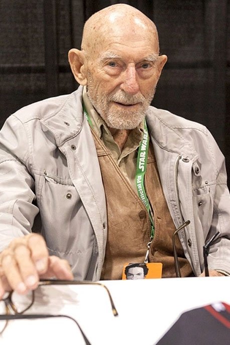 Erik Bauersfeld Biography