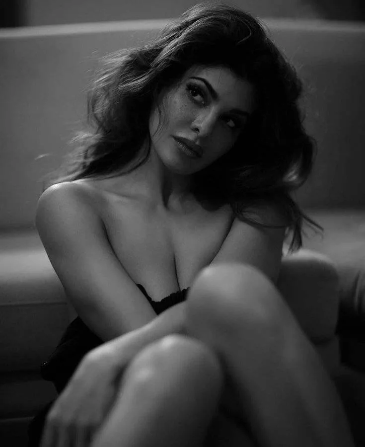 Jacqueline Fernandez Hot, Sexy & Latest Photos